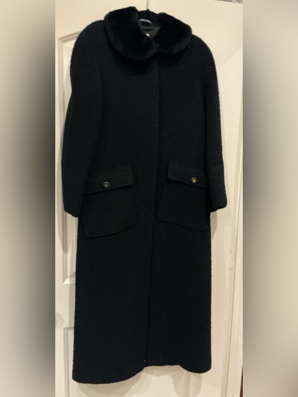 Vintage Valentino - Black Wool Mohair Angora, Long Coat, Fur Collar IT 40 US 6